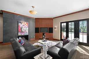 17 Bridle Ridge Ln, Huntleigh, MO 63131 - Photo 67