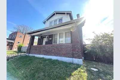 3718 S Spring Avenue, Saint Louis, MO 63116 - Photo 1