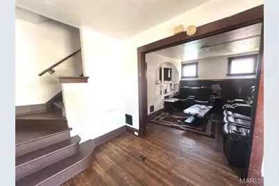 3718 S Spring Avenue, Saint Louis, MO 63116 - Photo 3