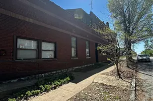 4173 Humphrey St, Saint Louis, MO 63116 - Photo 3