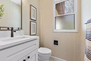 1802 Chelmsford Ct, Saint Louis, MO 63146 - Photo 23