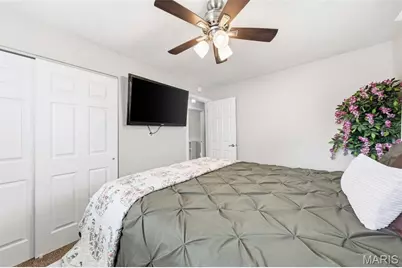 8339 Latty Avenue, Hazelwood, MO 63042 - Photo 17