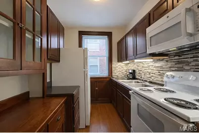 4626 Shenandoah Avenue, Saint Louis, MO 63110 - Photo 3