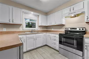 1515 Kingsbury Dr, Cape Girardeau, MO 63701 - Photo 13