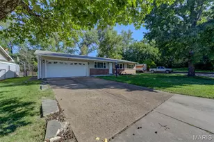 10801 Canter Way Dr, Unincorporated, MO 63114 - Photo 35
