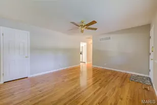 10801 Canter Way Dr, Unincorporated, MO 63114 - Photo 11