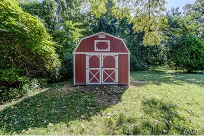 10801 Canter Way Drive, Unincorporated, MO 63114 - Photo 7