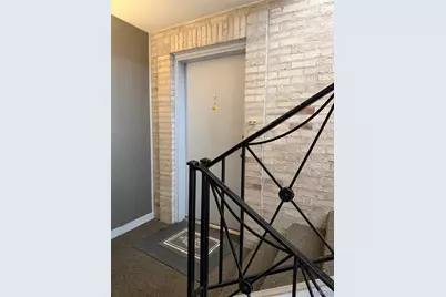 1130 S Mason Road, Saint Louis, MO 63131 - Photo 3