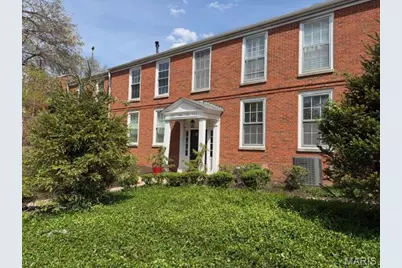 1130 S Mason Road, Saint Louis, MO 63131 - Photo 1