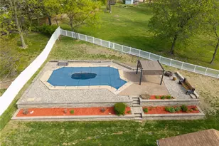 4851 Arevalo Dr, Saint Louis, MO 63128 - Photo 33