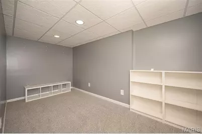 404 Elmwood Drive, Saint Charles, MO 63301 - Photo 23