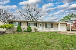 404 Elmwood Dr, Saint Charles, MO 63301 - Photo 1