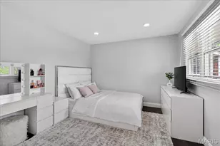 3201 Yorkchester Dr, Saint Louis, MO 63129 - Photo 21