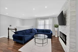 3201 Yorkchester Dr, Saint Louis, MO 63129 - Photo 7