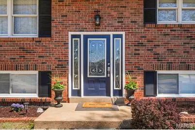 3201 Yorkchester Drive, Saint Louis, MO 63129 - Photo 3