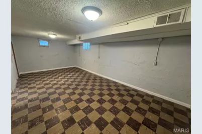 401 S Clark Avenue, Saint Louis, MO 63135 - Photo 23