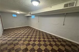401 S Clark Ave, Saint Louis, MO 63135 - Photo 23