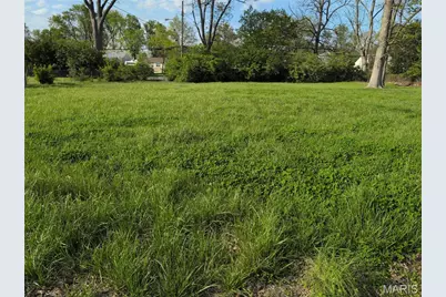 9139 Bobb Avenue, Saint John, MO 63114 - Photo 1