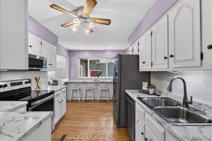 1 Seawood Ct, Saint Louis, MO 63146 - Photo 9