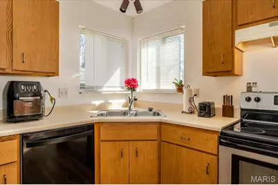 1308 Wildwood Drive, Saint Clair, MO 63077 - Photo 11