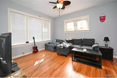 5247 Bancroft Avenue, Saint Louis, MO 63109 - Photo 11