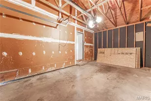 937 Napoli Dr, Ballwin, MO 63021 - Photo 25