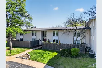 10469 Briarbend Drive #7, Creve Coeur, MO 63146 - Photo 39