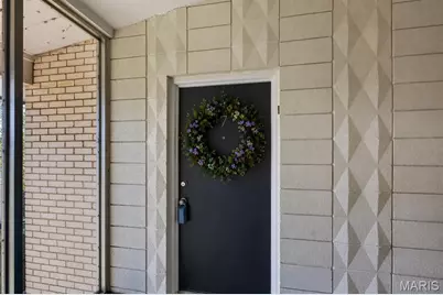 10469 Briarbend Drive #7, Creve Coeur, MO 63146 - Photo 3