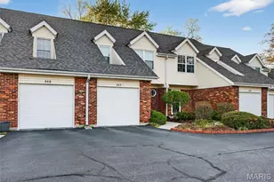 323 Devonshire Ct, Saint Peters, MO 63376 - Photo 3