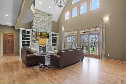 2066 Spring Valley Drive, Washington, MO 63090 - Photo 5