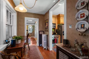 121 Parkland Ave, Glendale, MO 63122 - Photo 21