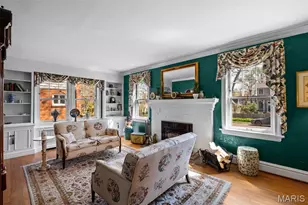 121 Parkland Ave, Glendale, MO 63122 - Photo 11