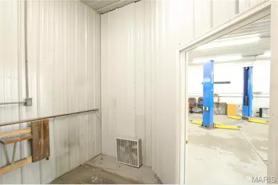 750 S Service Road, Sullivan, MO 63080 - Photo 9