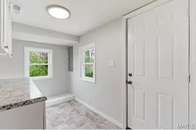 512 W Cherry Street, Winfield, MO 63389 - Photo 13