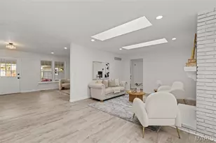 1433 Glenlea Dr, Maryland Heights, MO 63043 - Photo 21