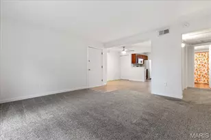 1722 Gascony Parc Dr, Lake Saint Louis, MO 63367 - Photo 3