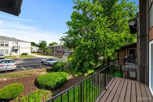 1084 Mersey Bend Dr, Saint Louis, MO 63129 - Photo 23