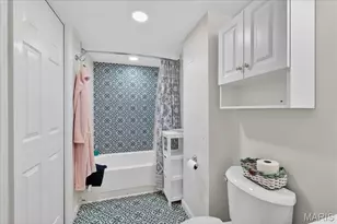 7801 Davis, Saint Louis, MO 63105 - Photo 37