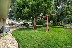 731 Carriage Ln, Hazelwood, MO 63042 - Photo 37
