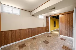 731 Carriage Ln, Hazelwood, MO 63042 - Photo 31