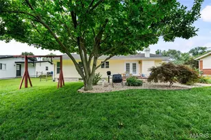 731 Carriage Ln, Hazelwood, MO 63042 - Photo 39