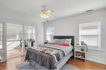 7045 Pershing Avenue, Saint Louis, MO 63130 - Photo 13