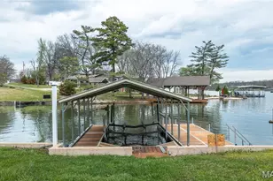 1642 Lakeshore Dr, Cuba, MO 65453 - Photo 7