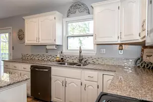 1525 Prehistoric Hill Dr, Imperial, MO 63052 - Photo 17