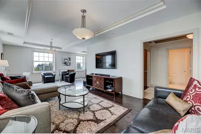 232 N Kingshighway Boulevard #1102, Saint Louis, MO 63108 - Photo 5