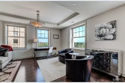 232 N Kingshighway Boulevard #1102, Saint Louis, MO 63108 - Photo 9