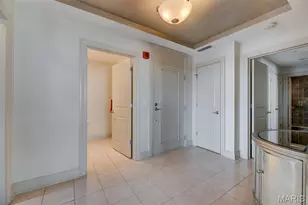 232 N Kingshighway Blvd, Saint Louis, MO 63108 - Photo 3