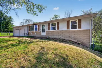 504 Topaz Avenue, Saint Louis, MO 63137 - Photo 3