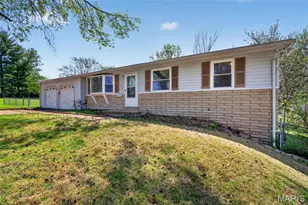 504 Topaz Ave, Saint Louis, MO 63137 - Photo 3