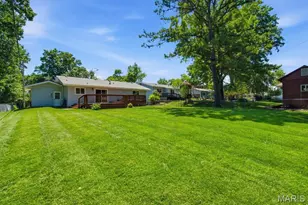 893 Oklahoma Ave, Ballwin, MO 63021 - Photo 35